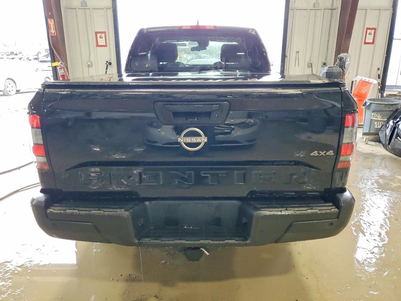 2023 Nissan Frontier S