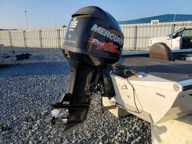 2014 Land Rover 2014 Landau Boat CO Boat