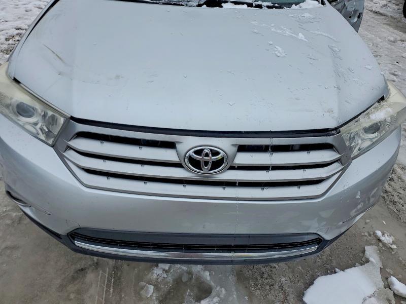 2013 Toyota Highlander Base