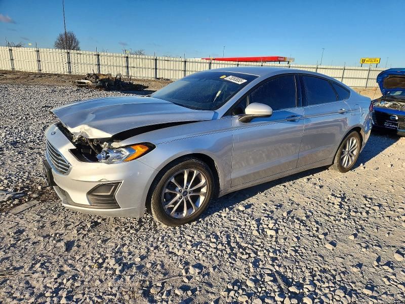 2019 Ford Fusion se