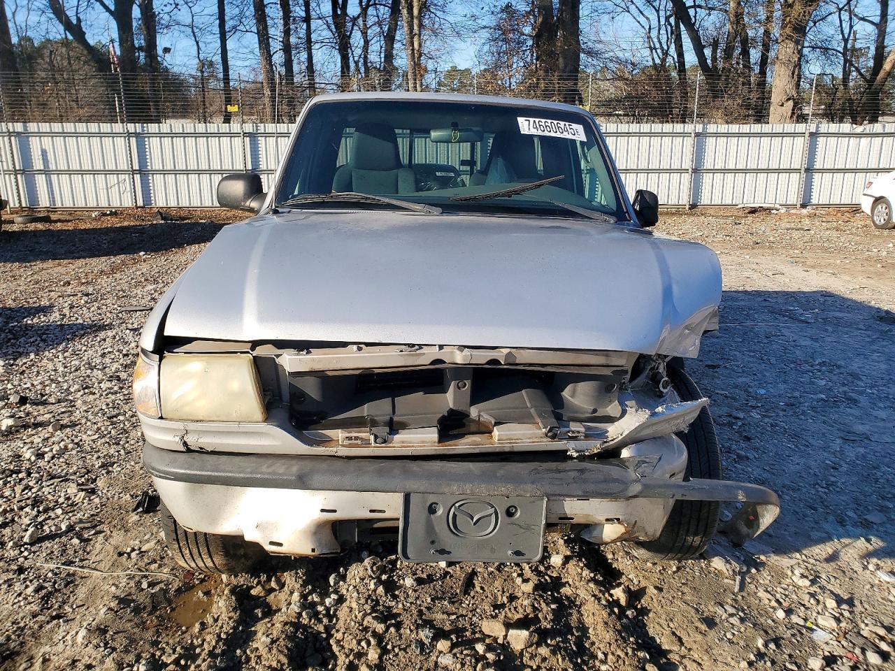 2004 Mazda B3000
