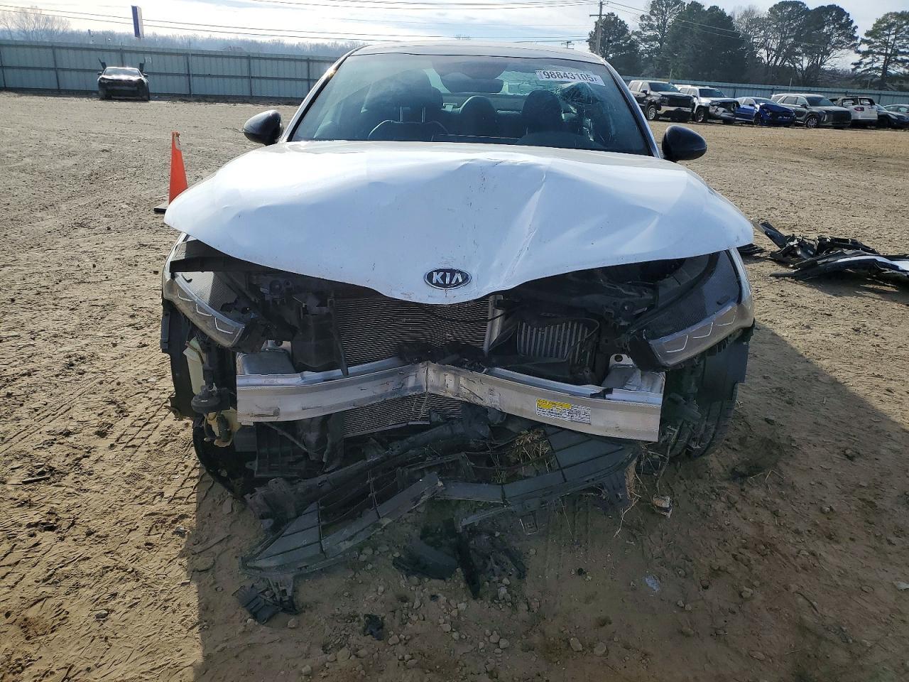 2021 KIA K5 gt Line
