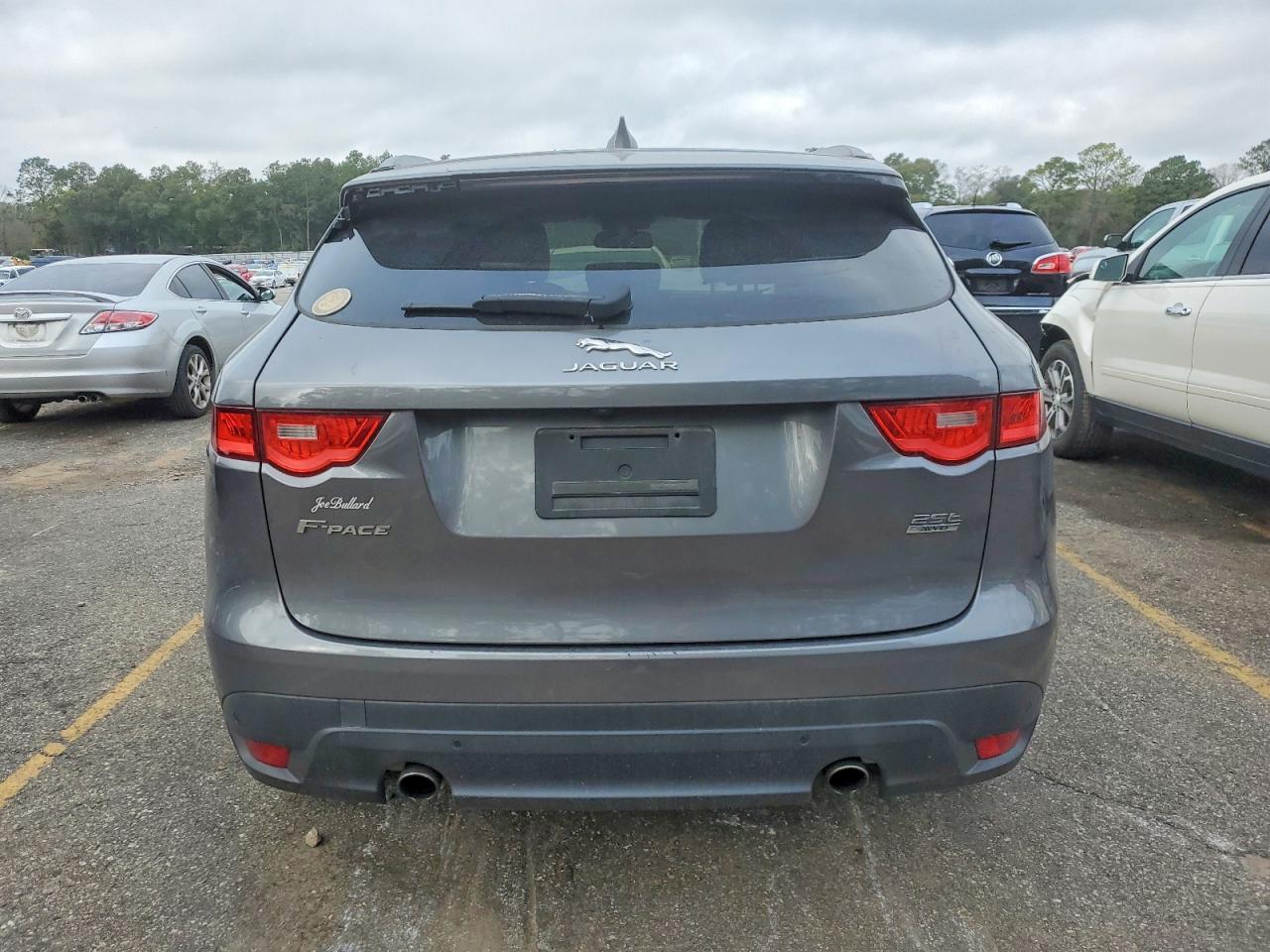 2018 Jaguar F-pace Prestige