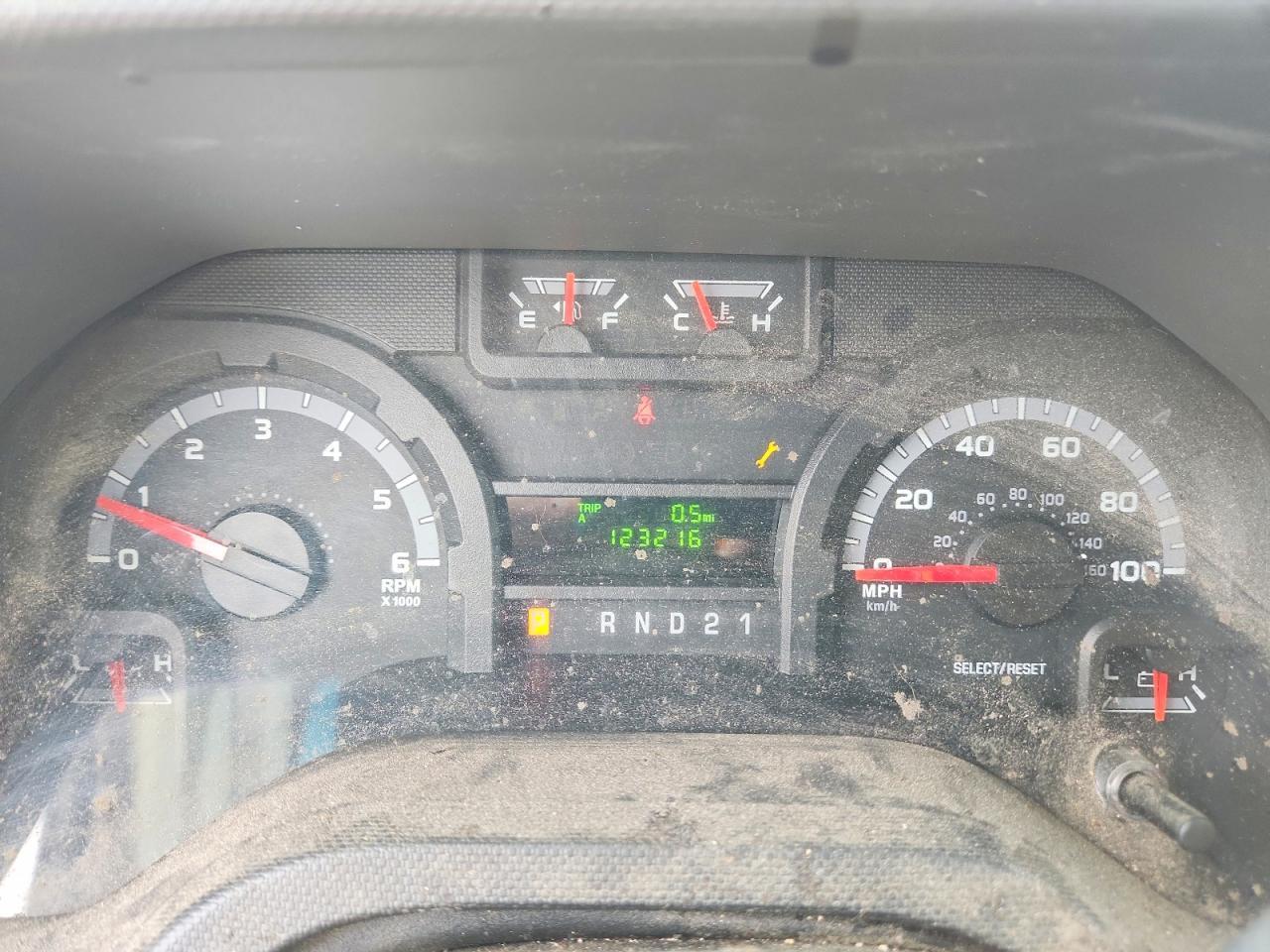 2010 Ford E250 Utility / Service Van