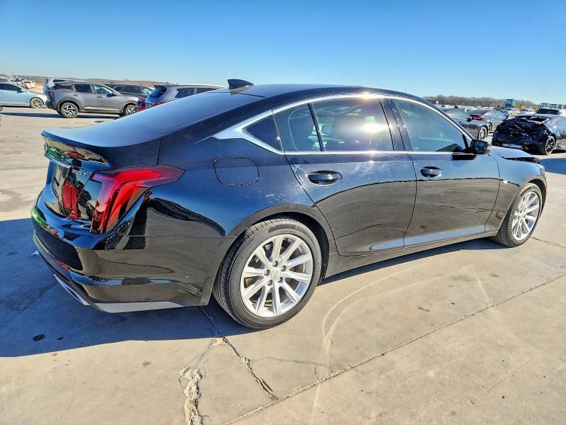 2022 Cadillac CT5 Luxury