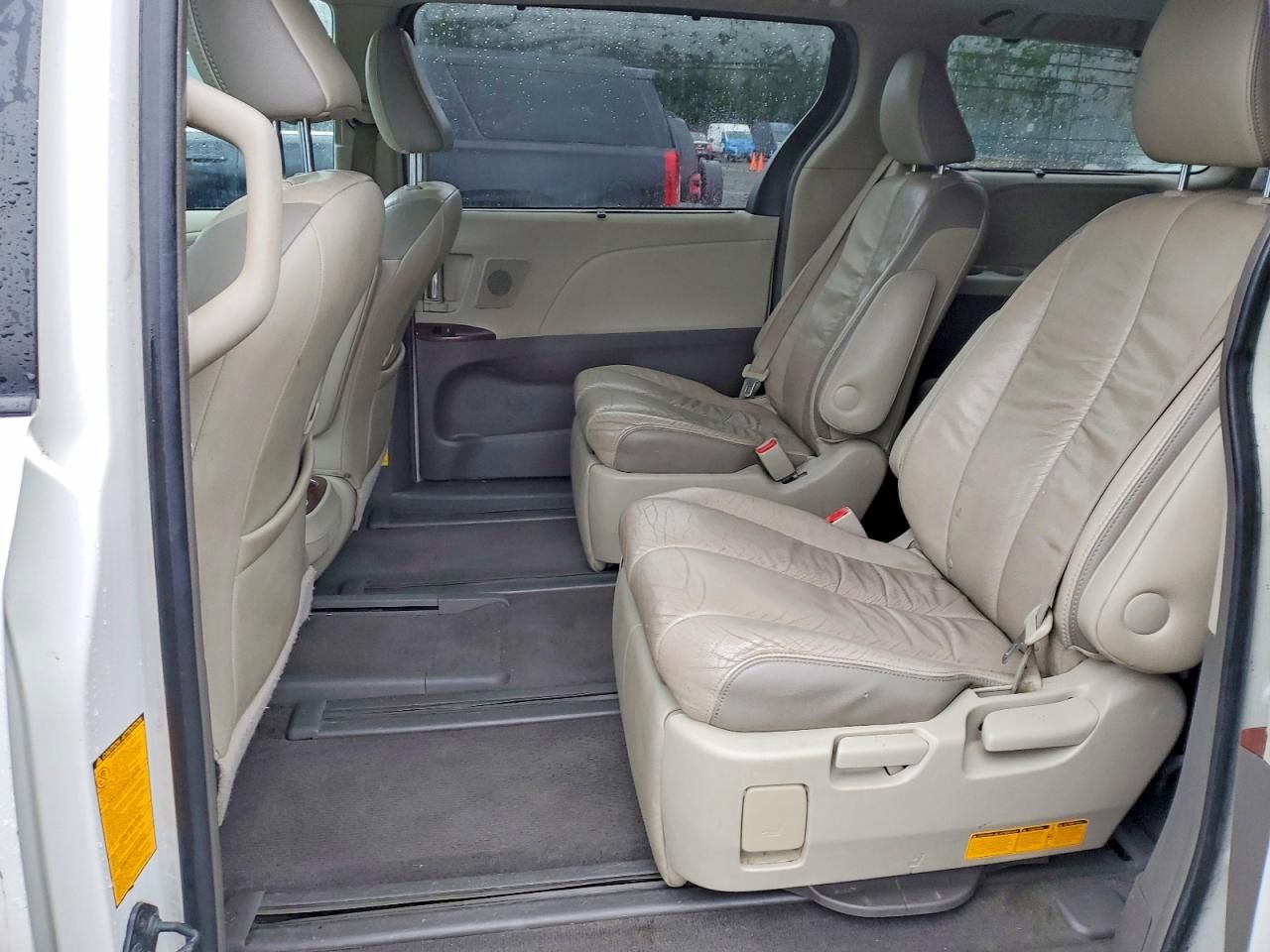 2011 Toyota Sienna xle