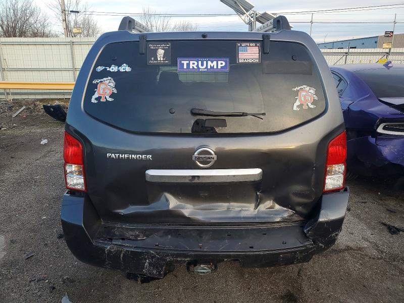 2011 Nissan Pathfinder s