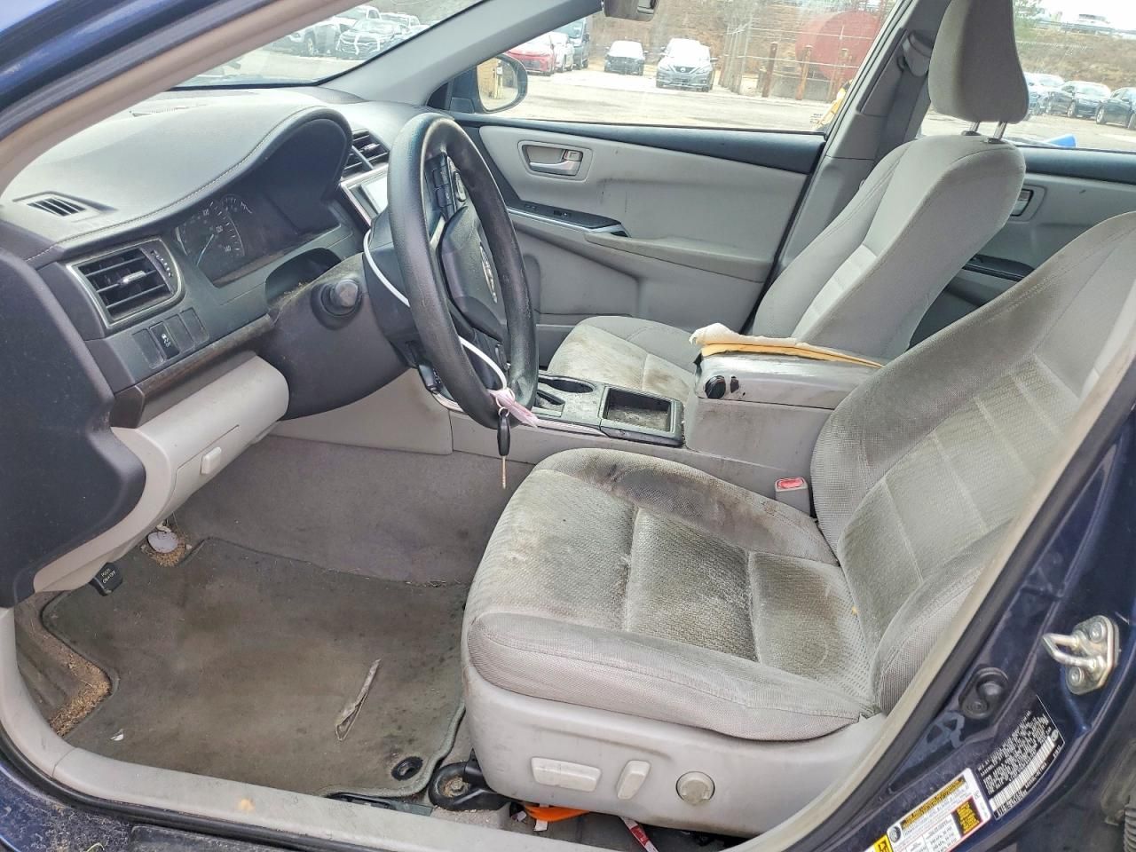 2015 Toyota Camry le