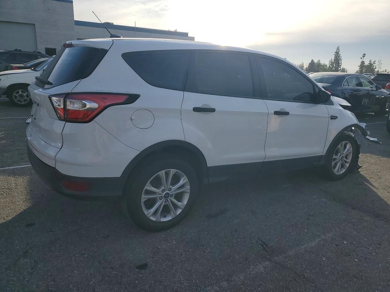 2018 Ford Escape s