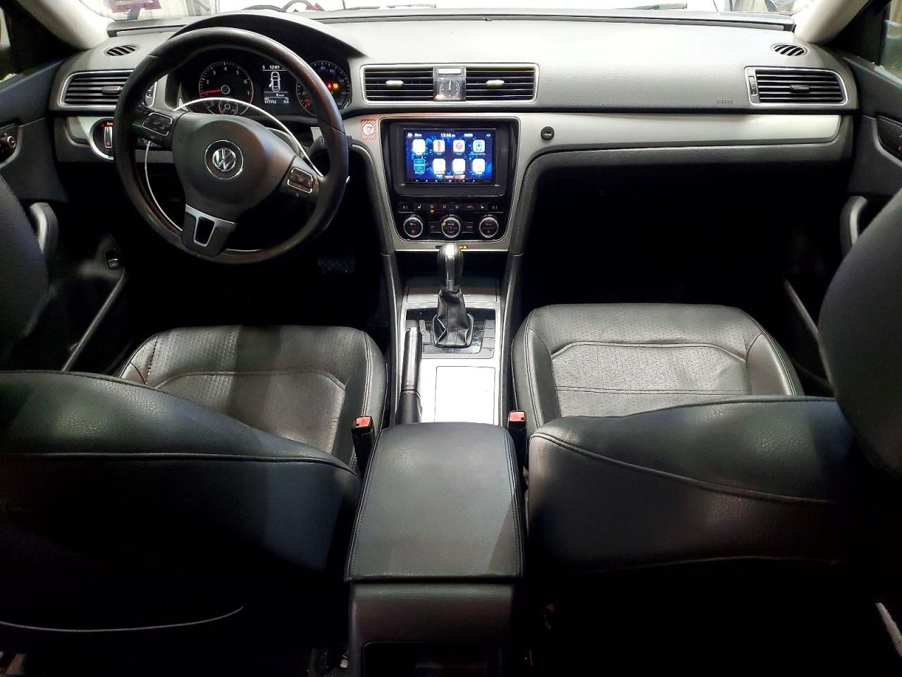 2012 Volkswagen Passat se