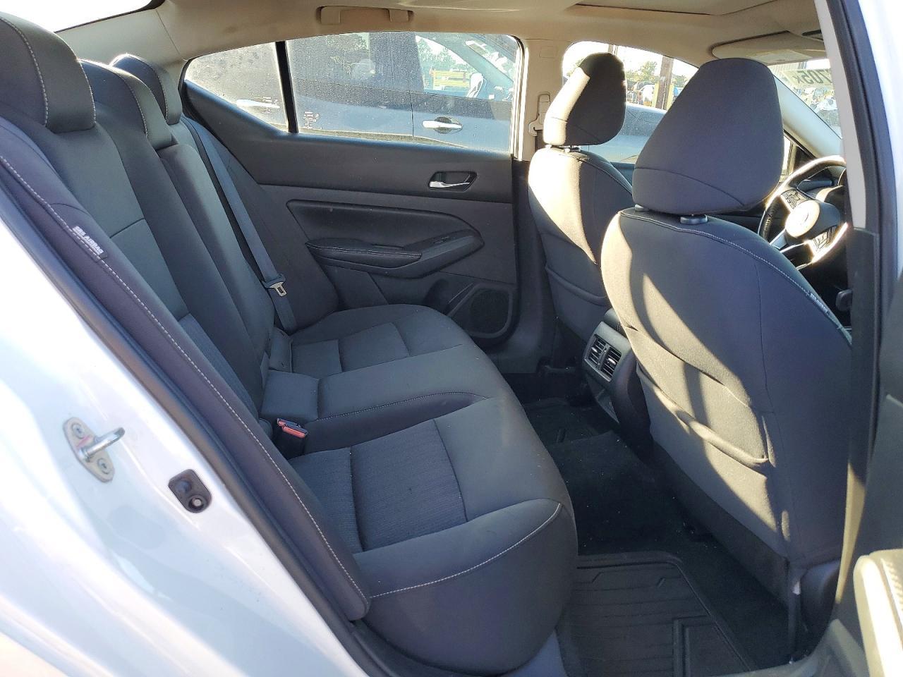 2019 Nissan Altima sv