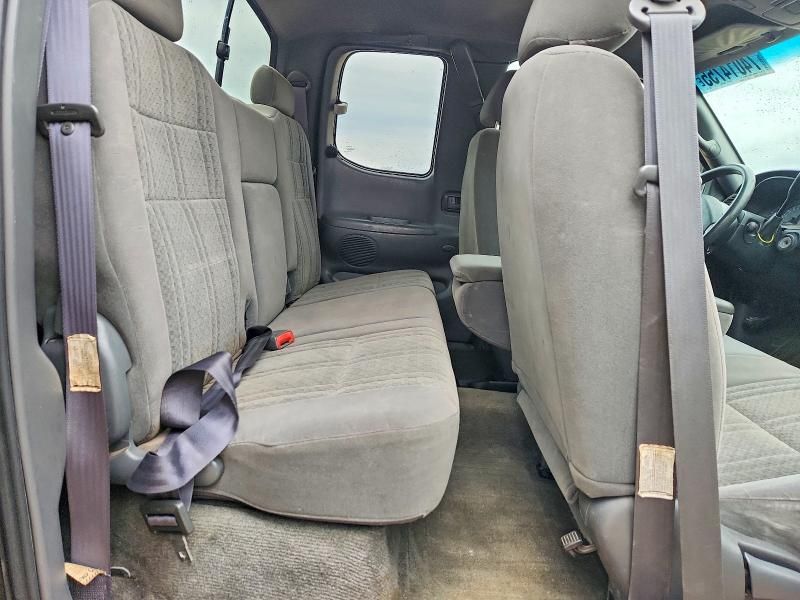 2003 Toyota Tundra Access cab SR5