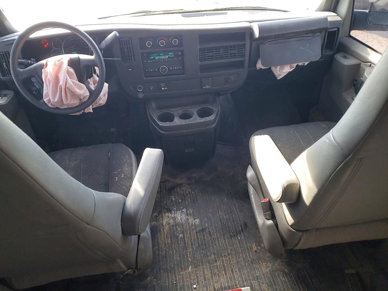 2020 Chevrolet Express G2500