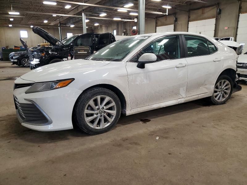 2021 Toyota Camry le