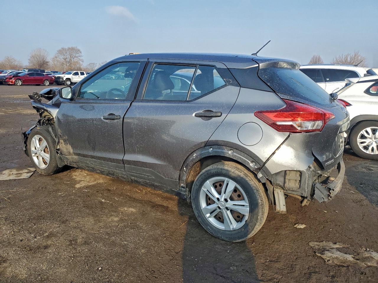 2020 Nissan Kicks s