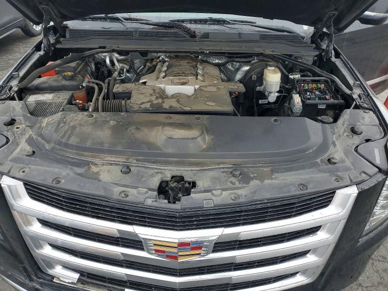 2017 Cadillac Escalade Luxury