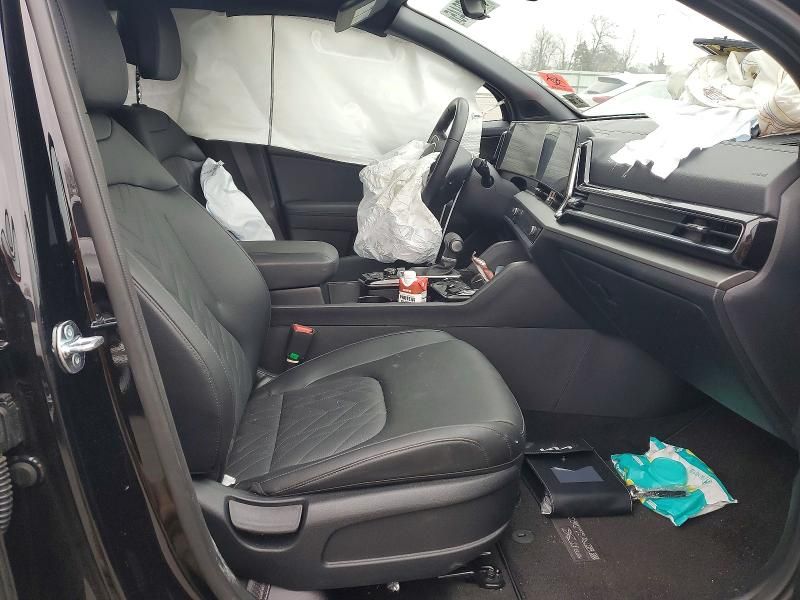 2025 KIA Sportage x Line