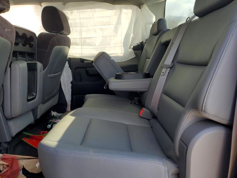 2015 Chevrolet Silverado C2500 Heavy Duty