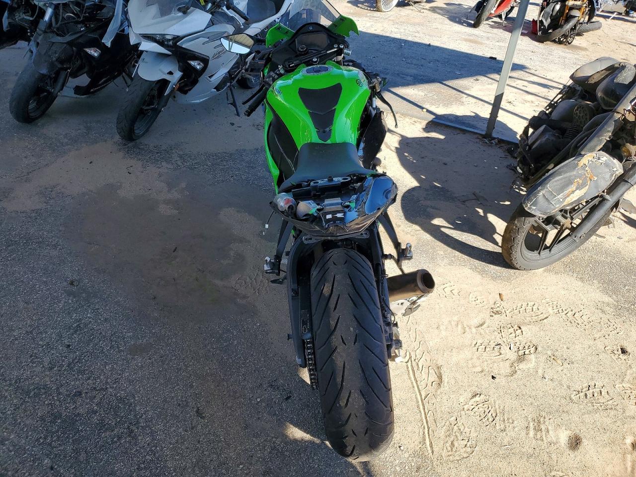 2023 Kawasaki ZX1002 M