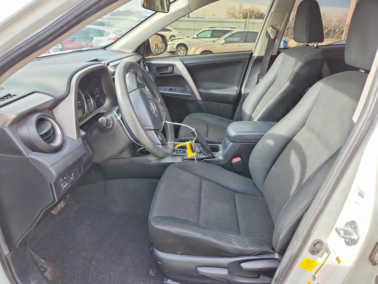 2016 Toyota Rav4 le