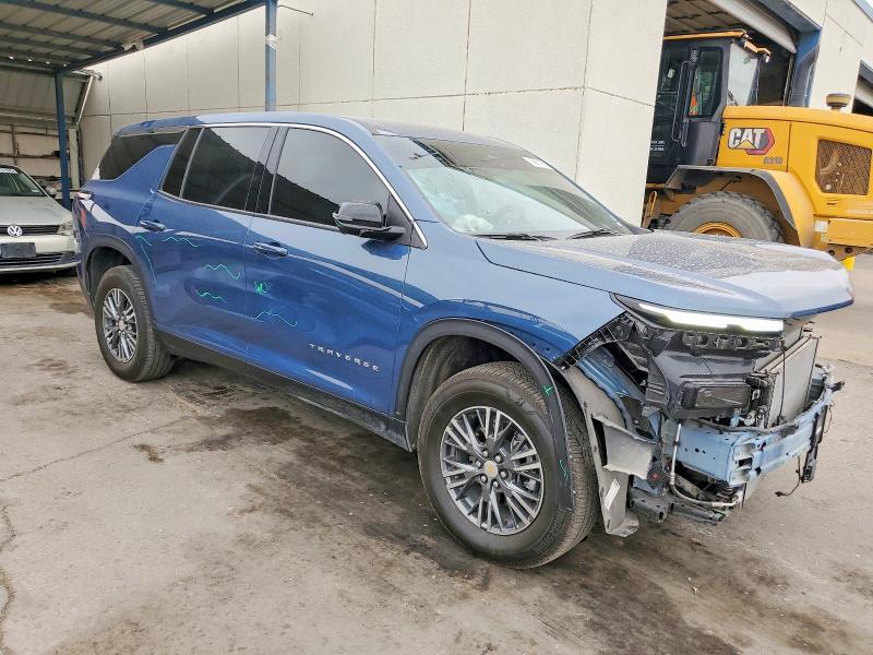 2024 Chevrolet Traverse ls