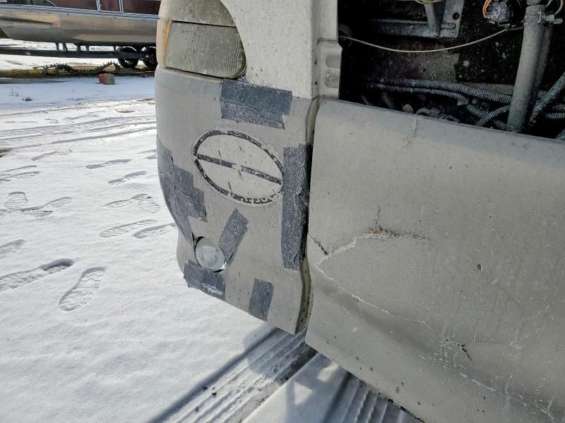 1999 Freightliner Chassis X-rv