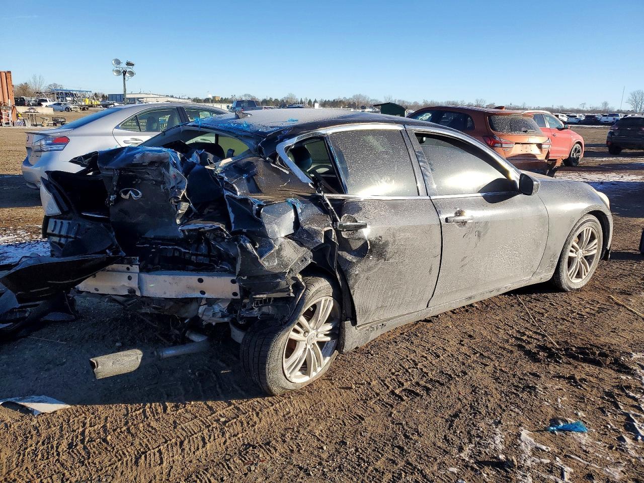 2013 Infiniti G37