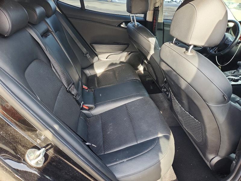 2018 KIA Stinger Base