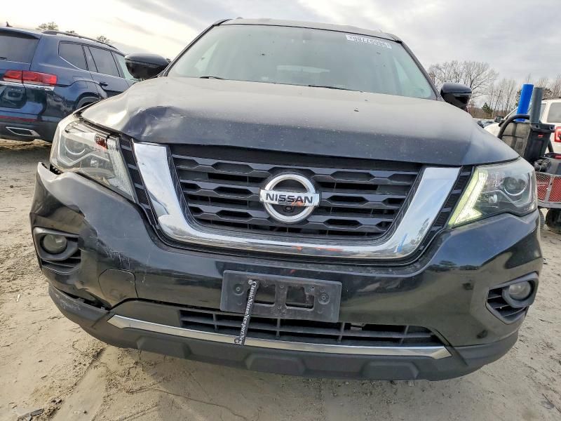 2019 Nissan Pathfinder s