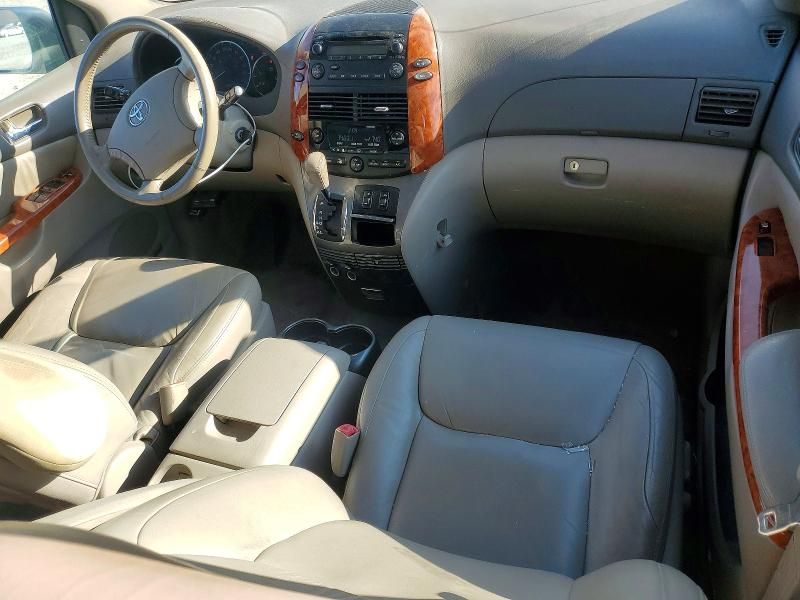 2008 Toyota Sienna xle