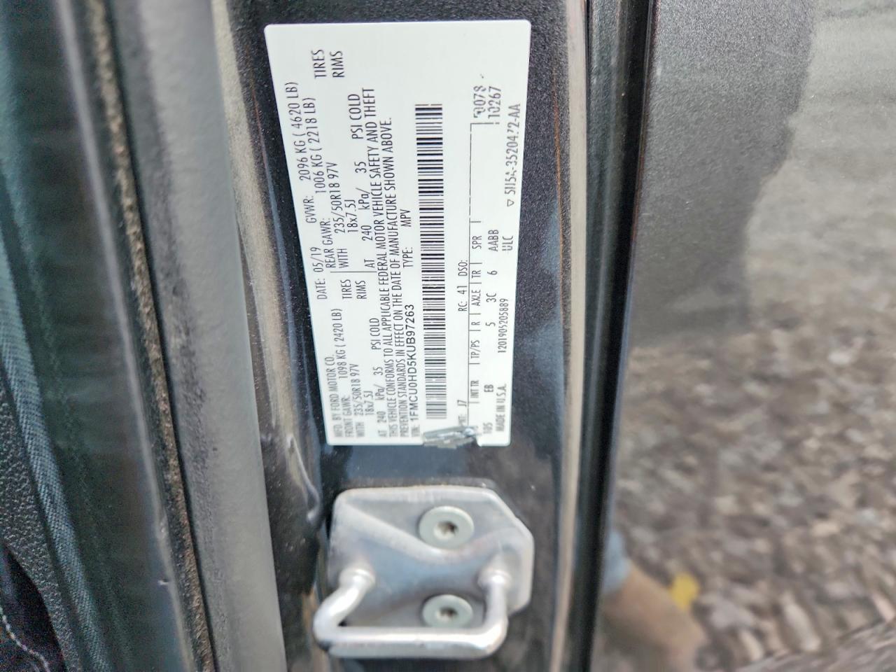 2019 Ford Escape sel