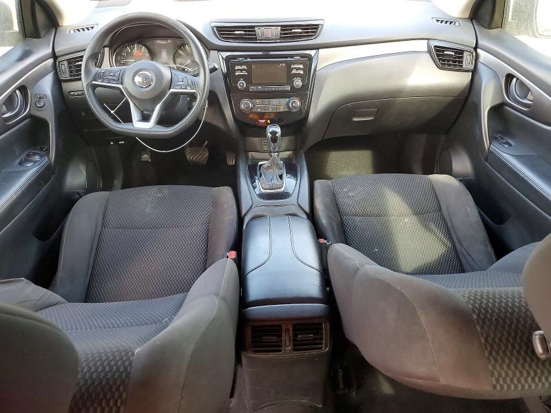 2017 Nissan Rogue Sport s