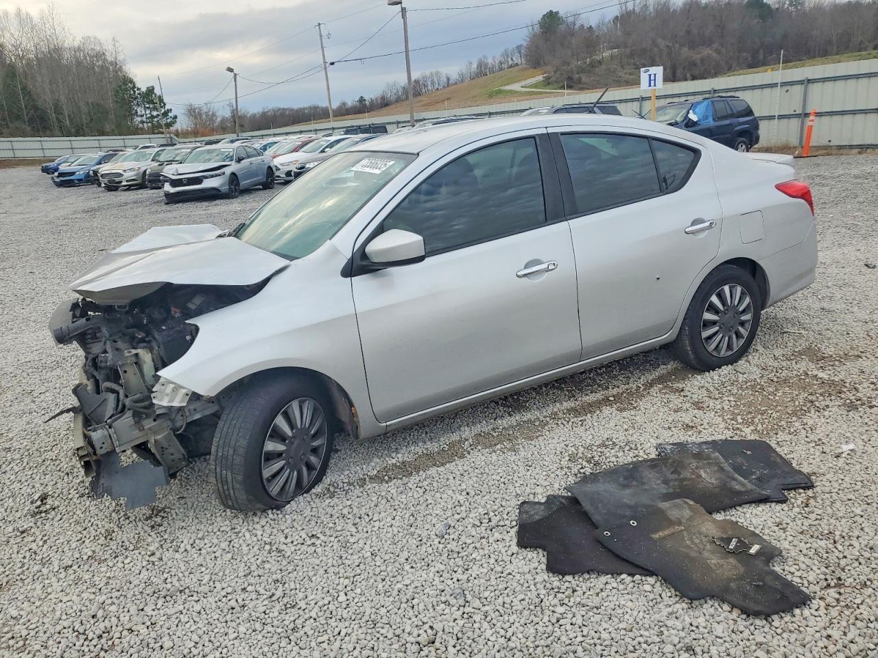 2016 Nissan Versa