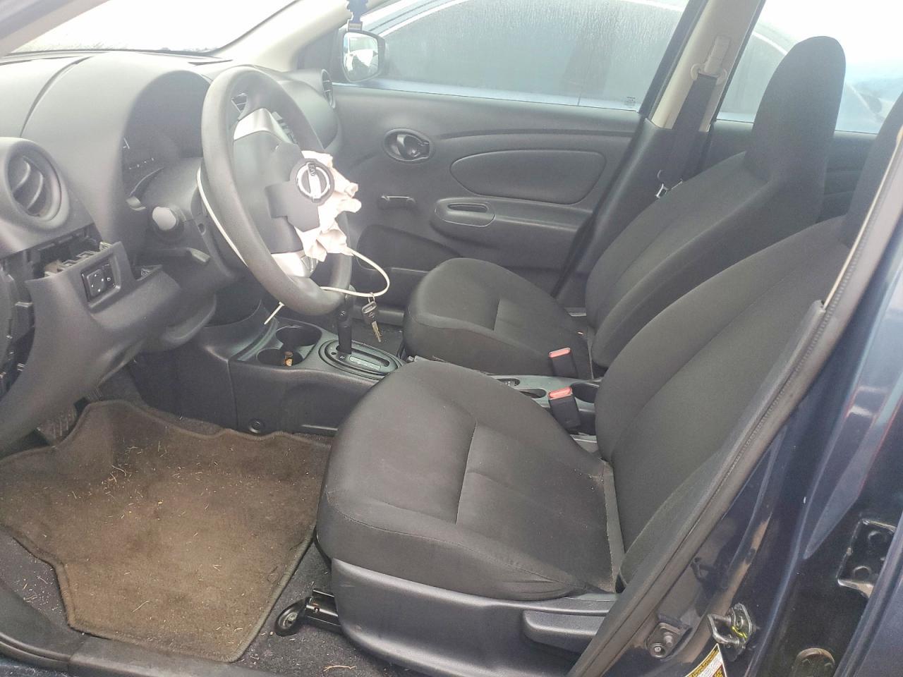 2016 Nissan Versa s