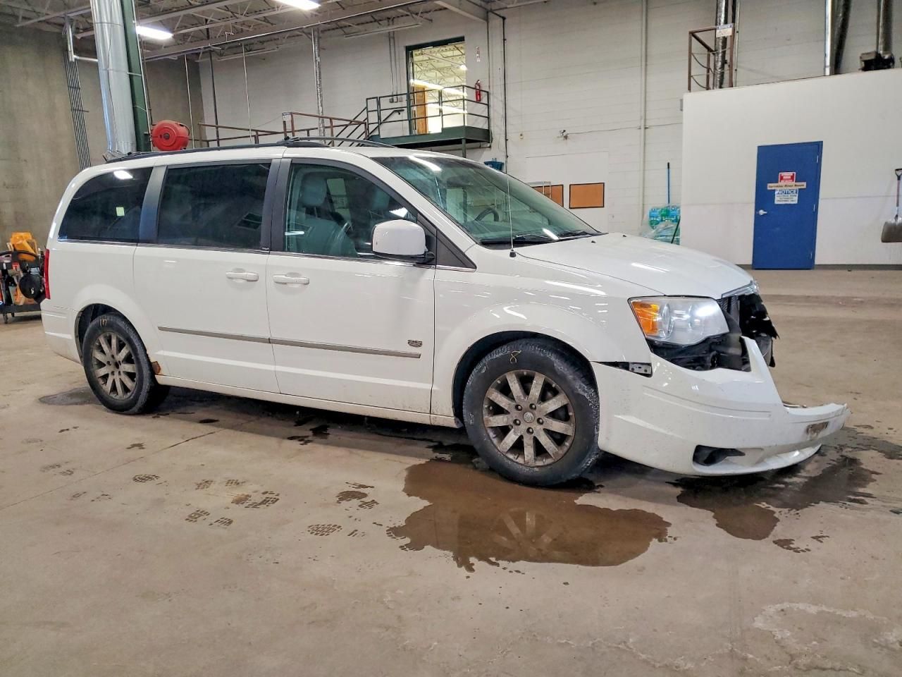 2009 Chrysler Town & Country Touring