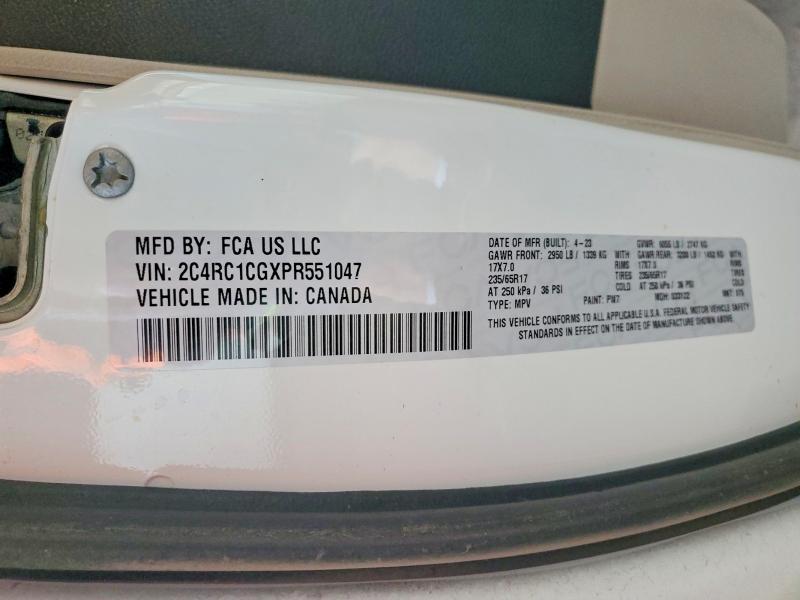 2023 Chrysler Voyager lx