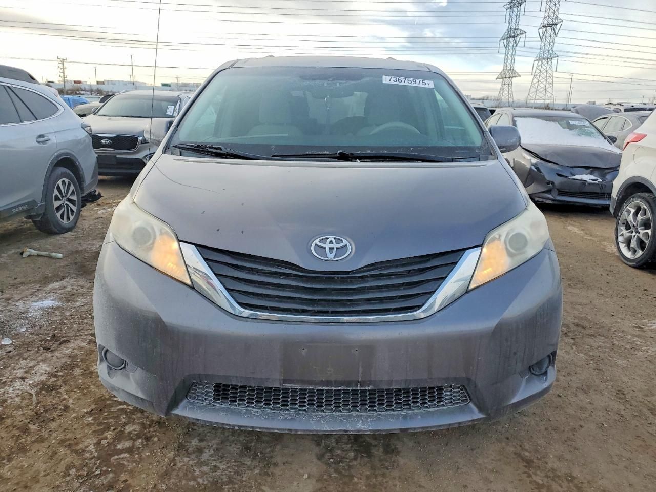 2011 Toyota Sienna le