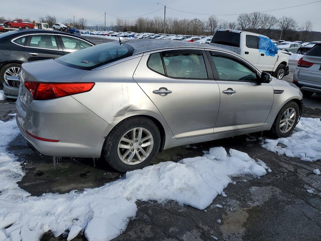 2013 KIA Optima lx