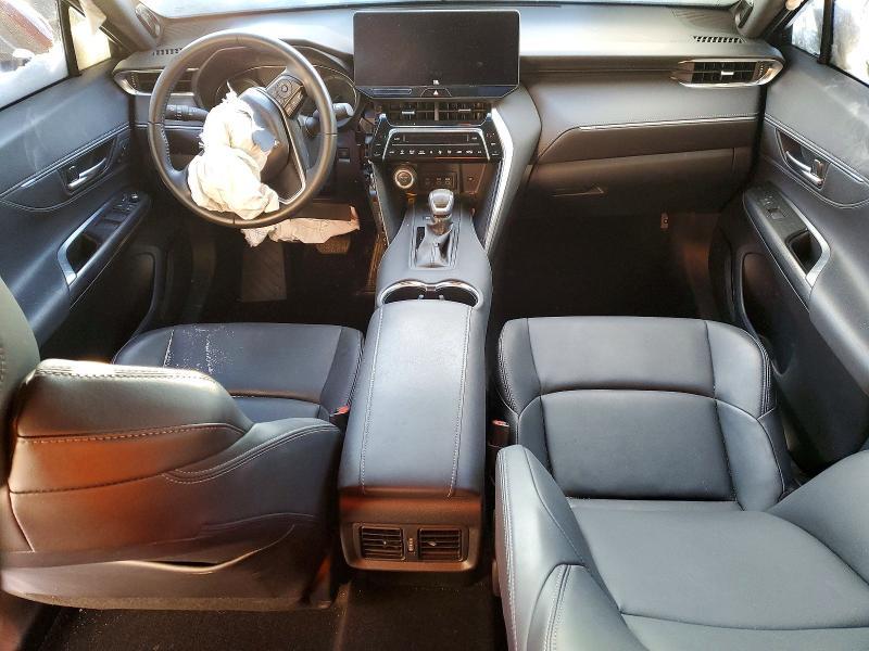 2024 Toyota Venza le