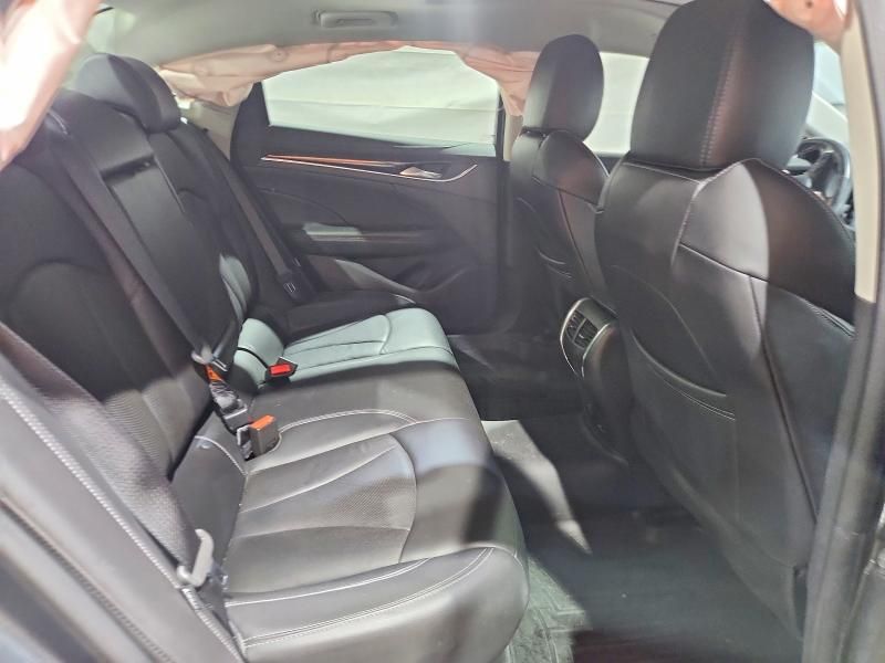 2017 Buick Lacrosse Premium