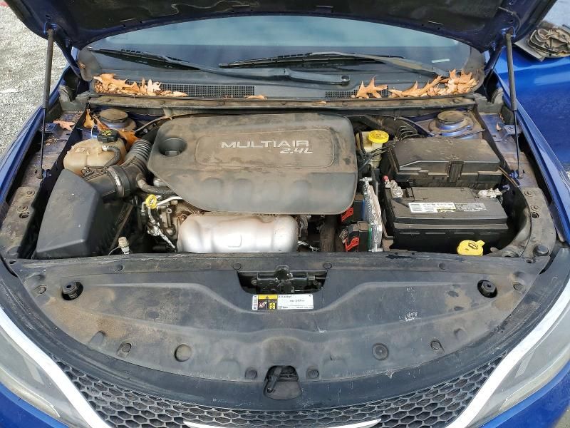 2016 Chrysler 200 Limited