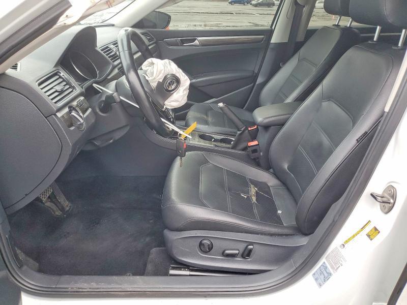 2016 Volkswagen Passat se