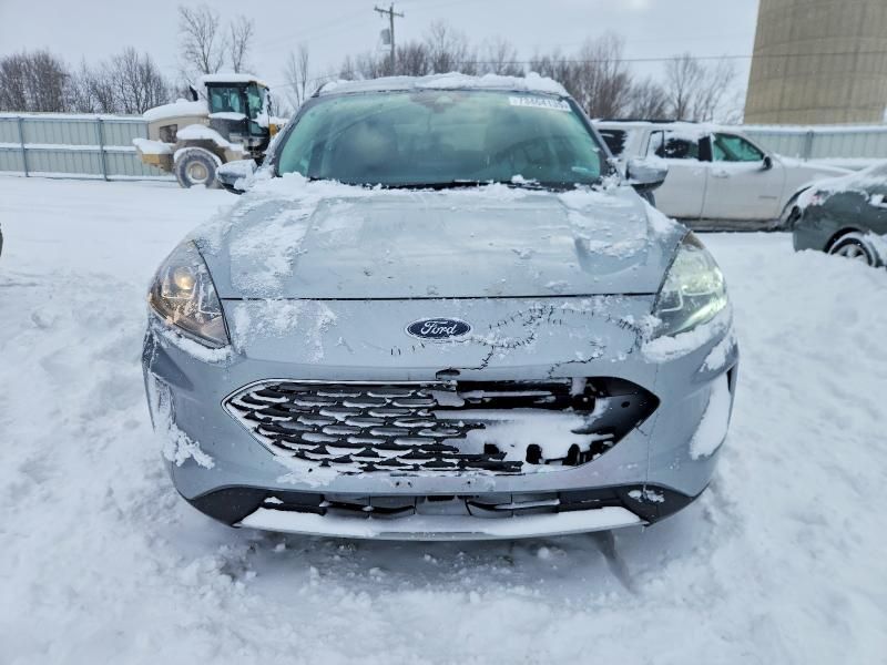 2021 Ford Escape sel