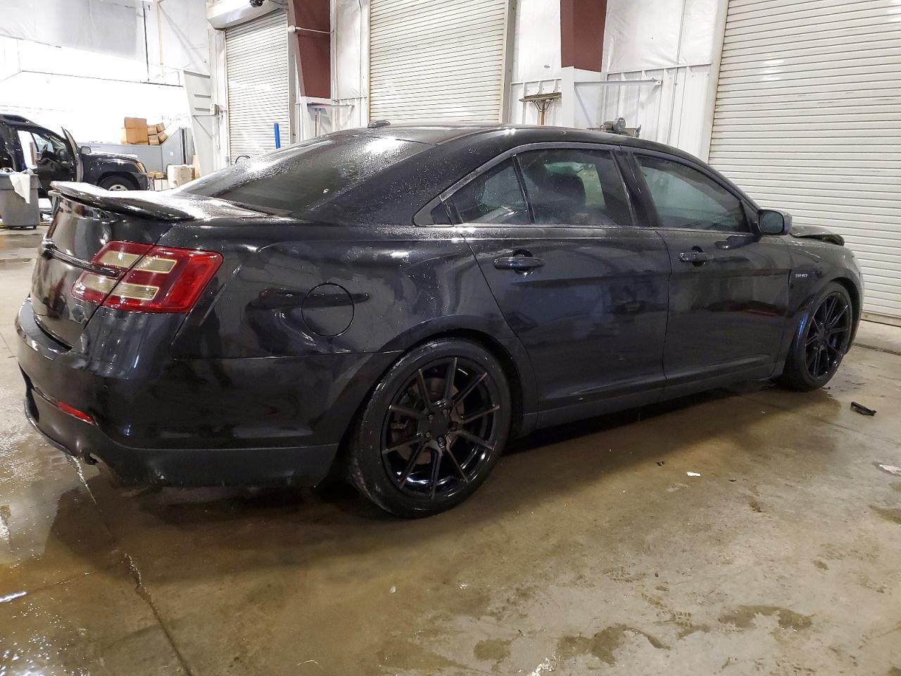 2013 Ford Taurus sho