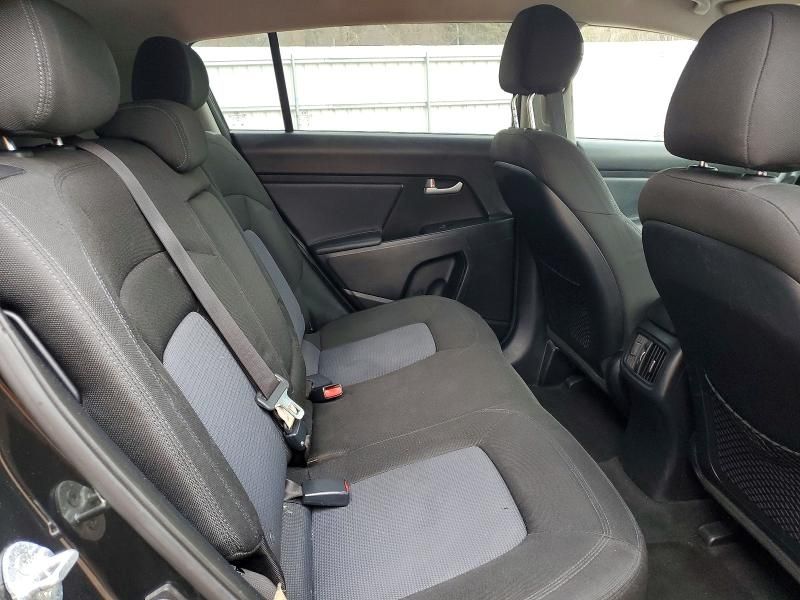 2014 KIA Sportage lx