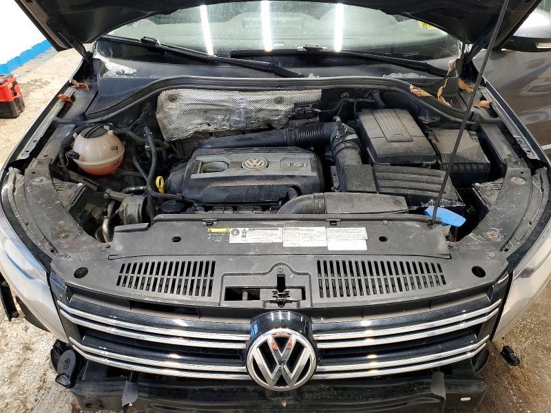 2016 Volkswagen Tiguan s