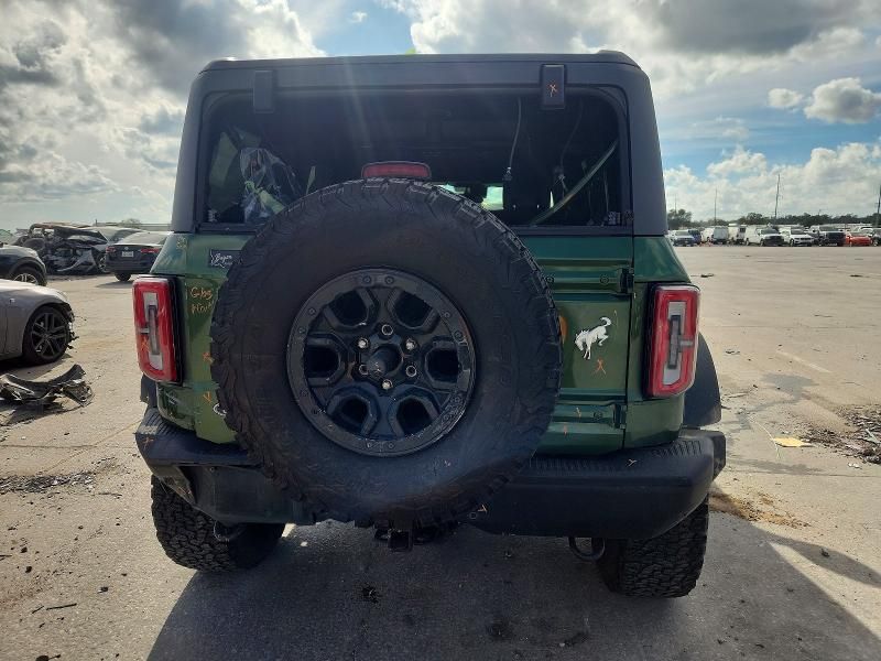 2023 Ford Bronco Base