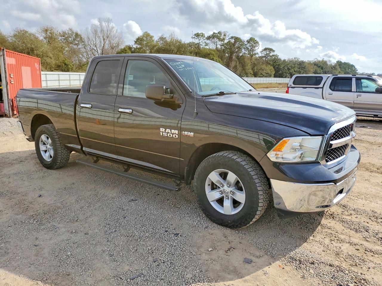 2016 Dodge Ram 1500 slt