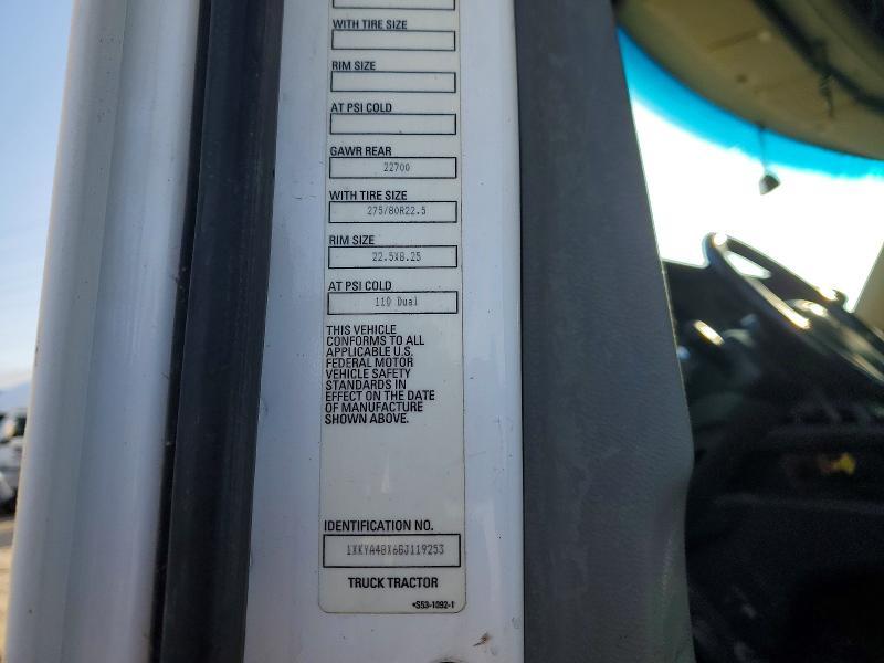 2016 Kenworth T680 Semi Truck
