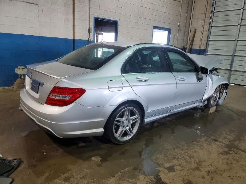 2013 Mercedes-Benz C 250